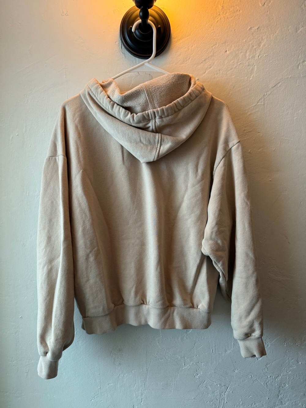 ALO Yoga Beige Pullover Hoodie - Picture 3 of 3